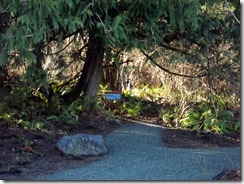 Trail to Royston House from the New Royston Waterfront Trail