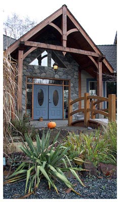 Entrance to Royston House Bed & Breakfast Vacation Suite